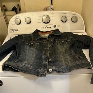 Blue Cropped Jean Jacket with Classic Stitching